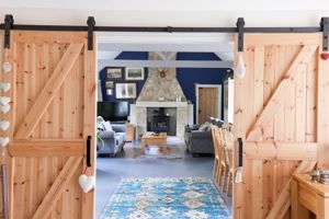 Sitting Room- click for photo gallery